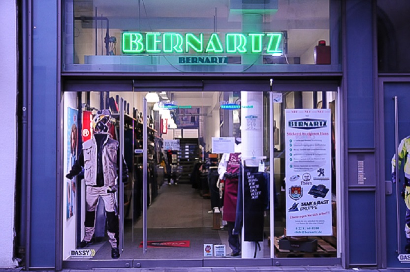 Eingang des Geschäfts der Firma Bernartz GmbH